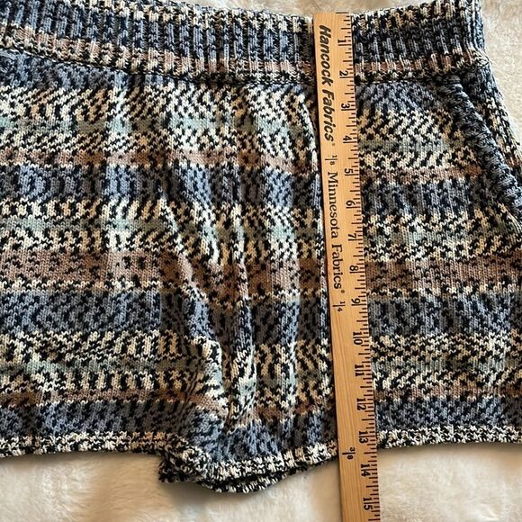 New! Madewell Broadway Stripe Sweater Shorts Size Medium NWT - Picture 10 of 12